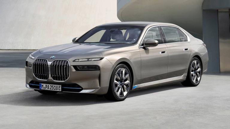 2023 BMW i7 Sedan XDrive60 in tan.